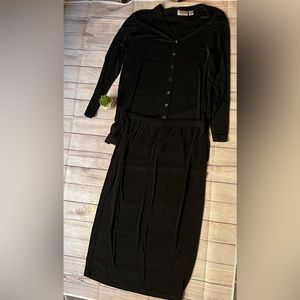 CHICO’S Travelers black skirt and blouse set. Size  3